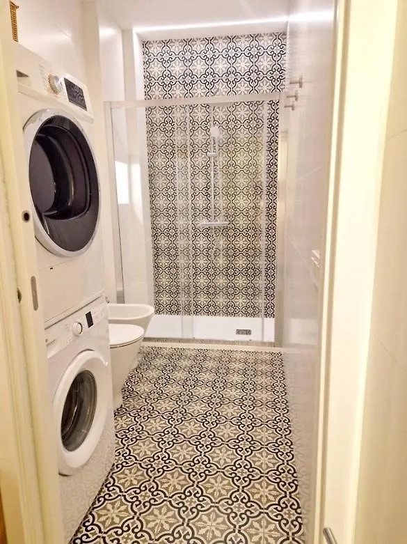 Piso Familiar Con Tres Habitaciones En La Goleta Malaga Apartment