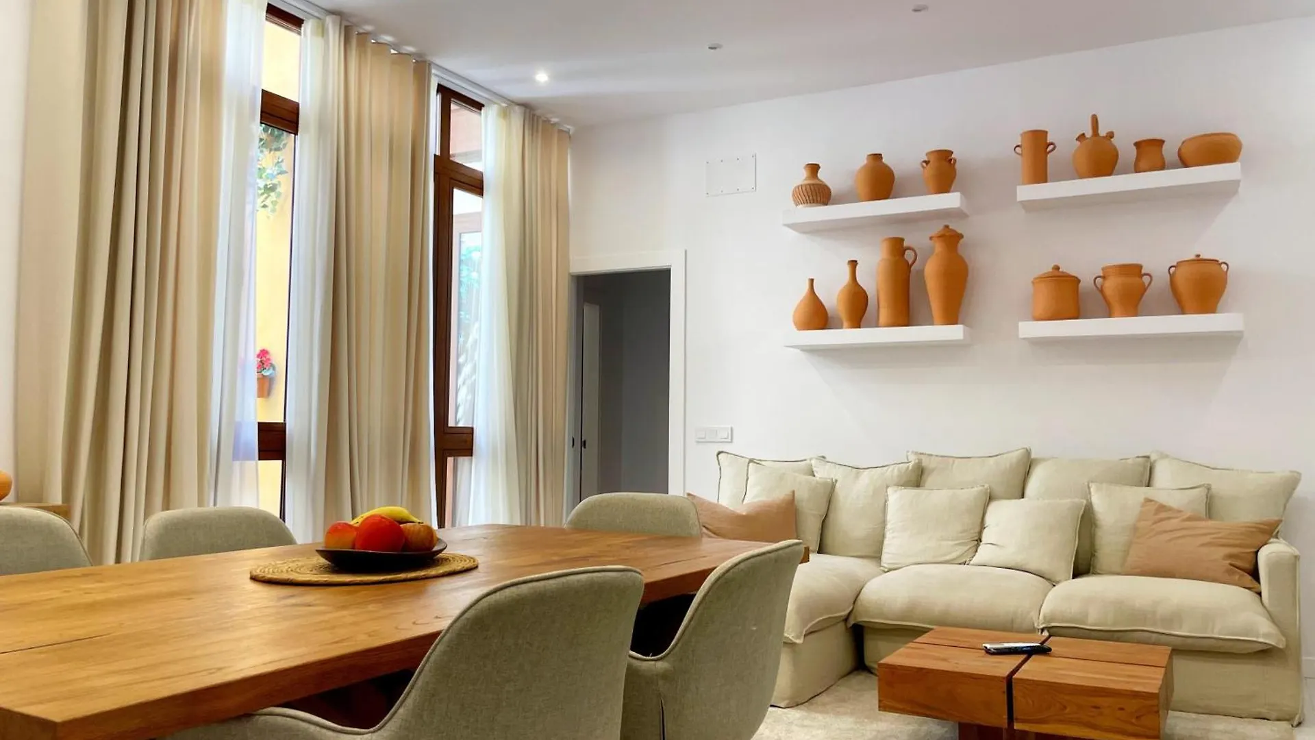 Apartment Piso Familiar Con Tres Habitaciones En La Goleta Malaga Spain